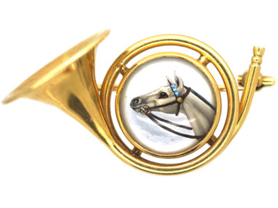 Edwardian 18ct Gold Hunting Brooch with Reverse Intaglio Crystal of a Horse's Head