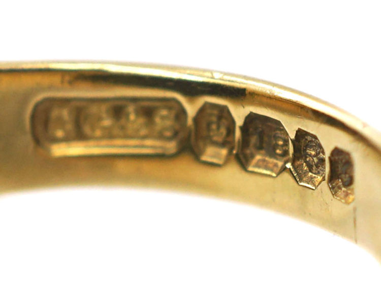18ct Gold Signet Ring with Bloodstone Intaglio of a Crest of a Man With Sword & Key