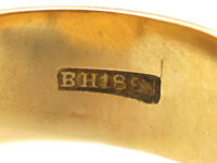 Victorian 18ct Signet Ring with Buckle Detail