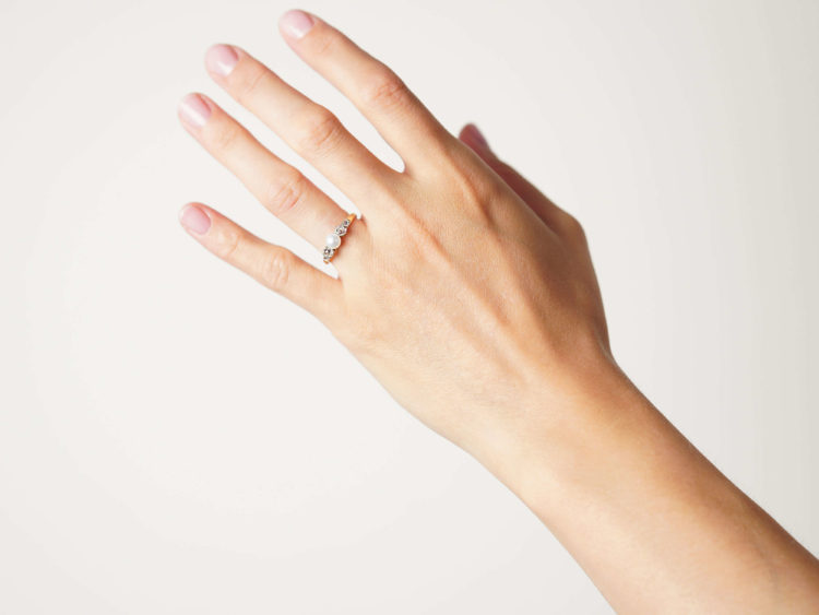 Edwardian 18ct Gold Old Mine Cut Diamond & Natural Bouton Pearl Ring