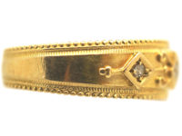 Late Victorian 18ct Gold Ring set with Three Diamonds