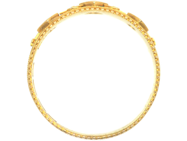 Late Victorian 18ct Gold Ring set with Three Diamonds