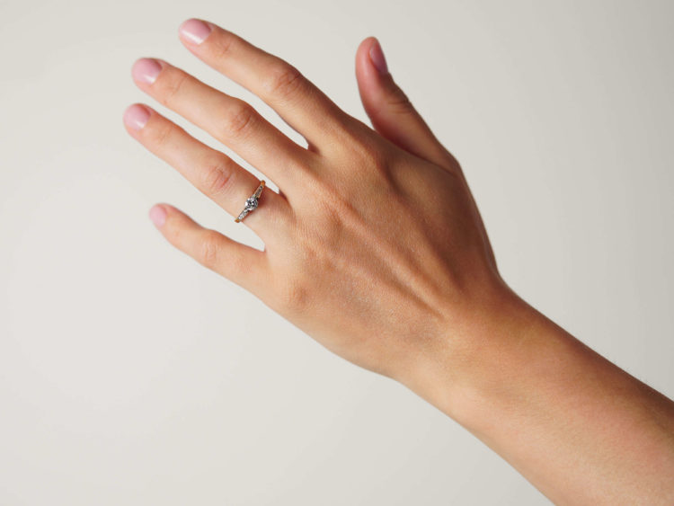 22ct Gold & Platinum Diamond Solitaire Ring with Diamond Set Shoulders