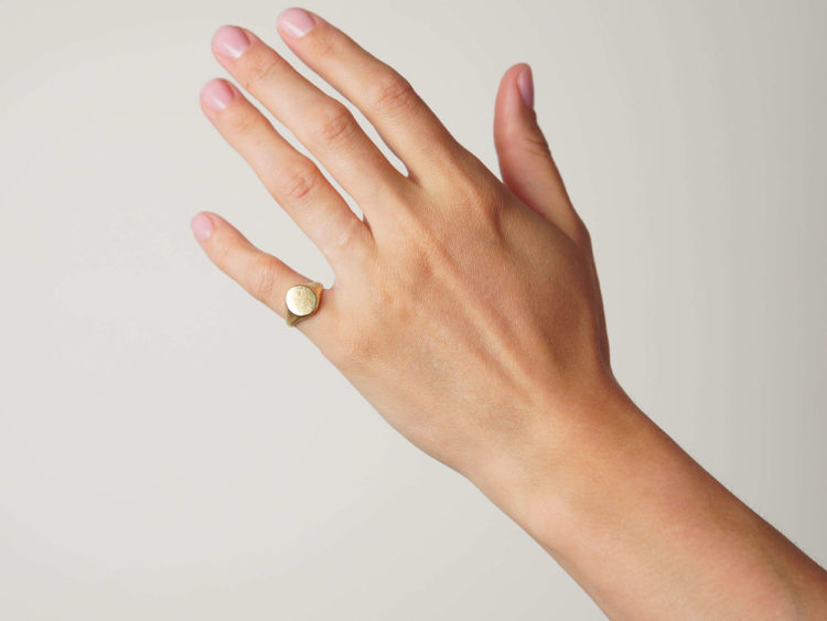Victorian 18ct Gold Opening Ring with Locket Compartment