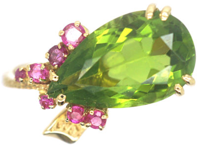 1970s 18ct Gold, Ruby & Large Pear Shaped Peridot Ring