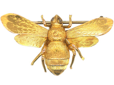 Victorian 15ct Gold Bee Brooch with Rose Diamond Eyes