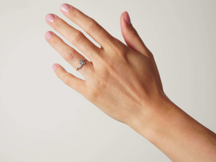 Art Deco 18ct Gold & Platinum Two Stone Diamond Crossover Ring with Diamond Set Shoulders