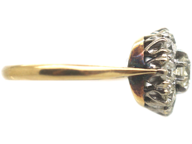 18ct Gold Large Diamond Cluster Ring