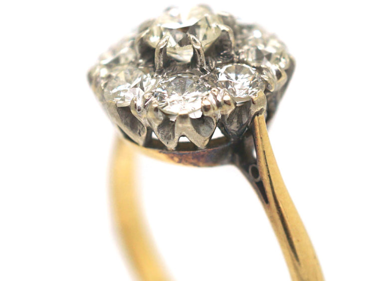 18ct Gold Large Diamond Cluster Ring