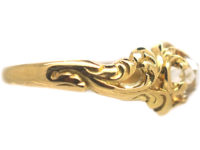 Victorian 18ct Gold Solitaire Ring with Foliate Shoulders