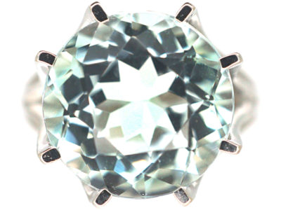 18ct White Gold & Large Aquamarine Ring