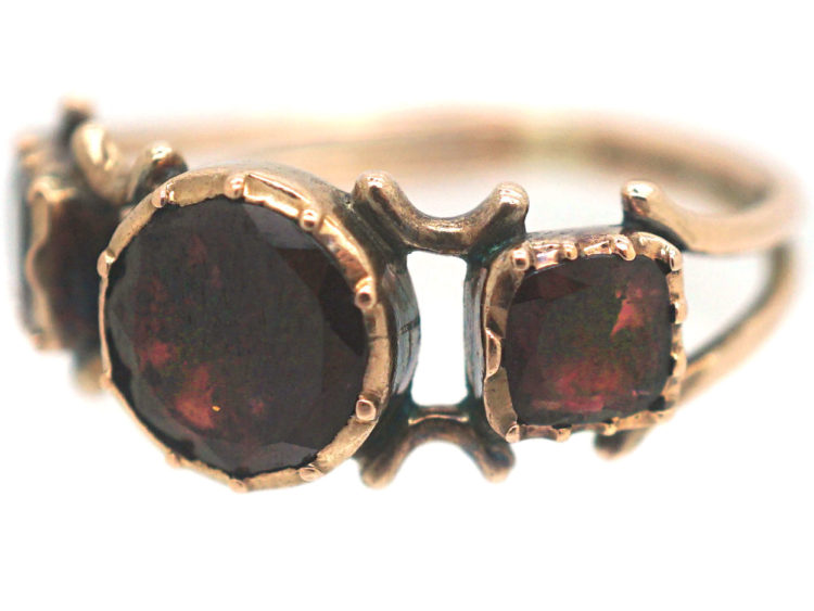 Georgian 9ct Gold Flat Cut Almandine Garnet Ring