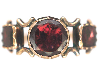 Georgian 9ct Gold Flat Cut Almandine Garnet Ring