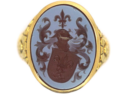 Victorian 18ct Gold Carnelian Intaglio of a Crest Signet Ring