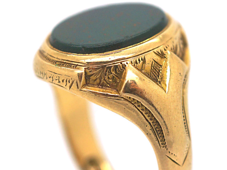 Large Victorian 15ct Gold & Bloodstone Signet Ring