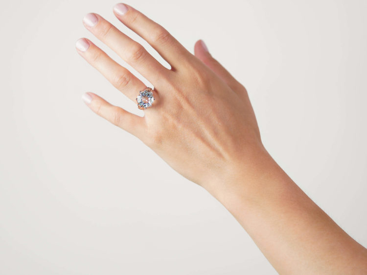 18ct White Gold & Large Aquamarine Ring