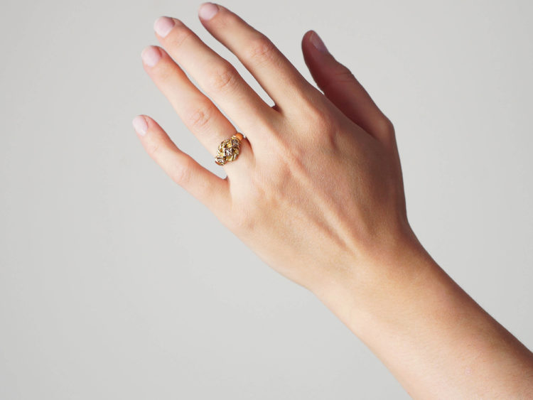 Edwardian 18ct Gold Knot Ring set with Three Diamonds