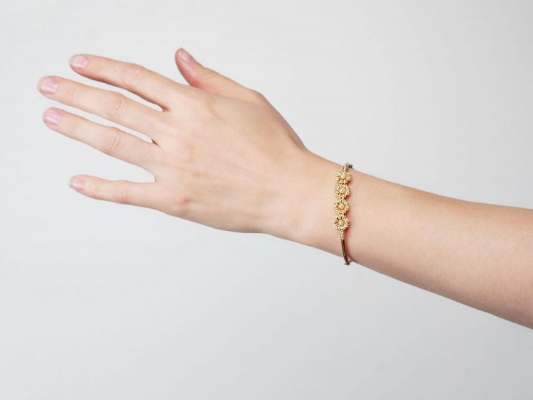 Edwardian 15ct Gold Daisy Design Bangle set with Natural Split Pearls