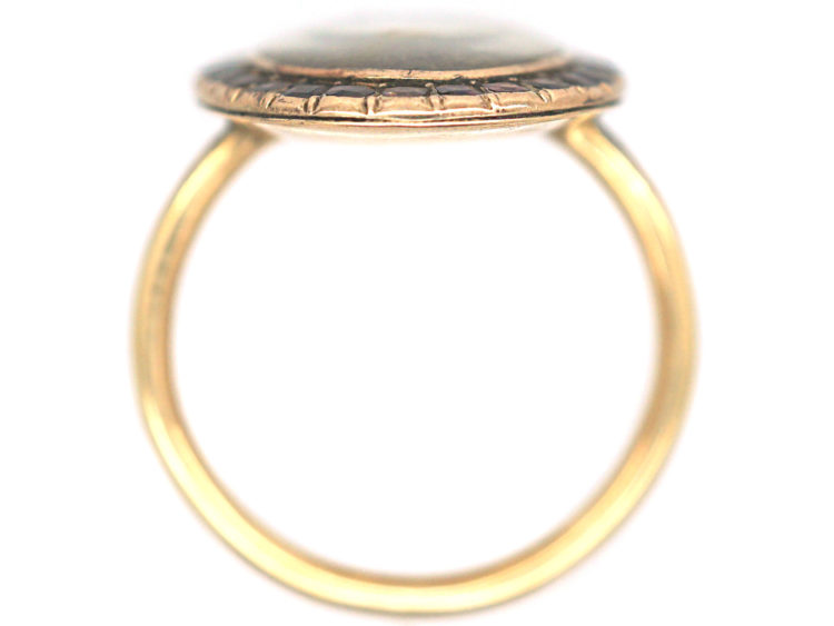 Georgian 9ct Gold Miniature Ring with Two Love Birds Surrounded by Flat Cut Garnets