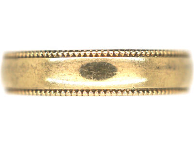 9ct Gold Wedding Ring with Decorated Edge