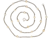Art Deco 18ct White Gold Chain Interspersed with Nineteen Natural Pearls