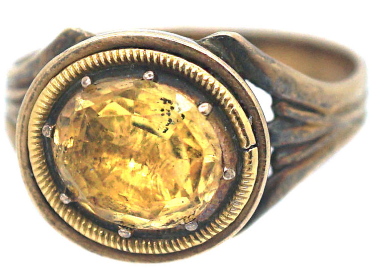 Georgian 15ct Gold Ring set with a Topaz