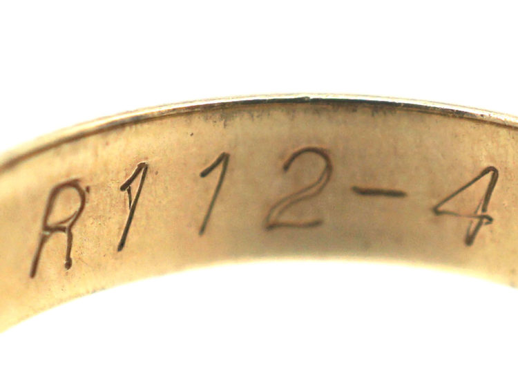 9ct Gold Wedding Ring with Decorated Edge