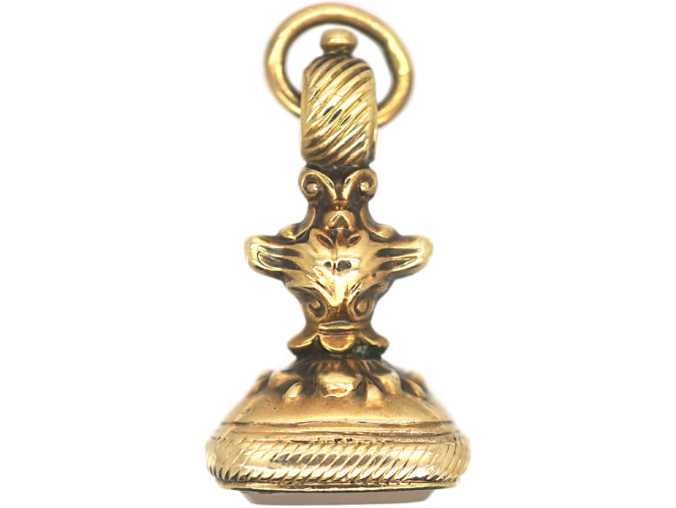 Georgian 15ct Gold Seal with Chalcedony Intaglio of Lion Rampant with Earl's Coronet