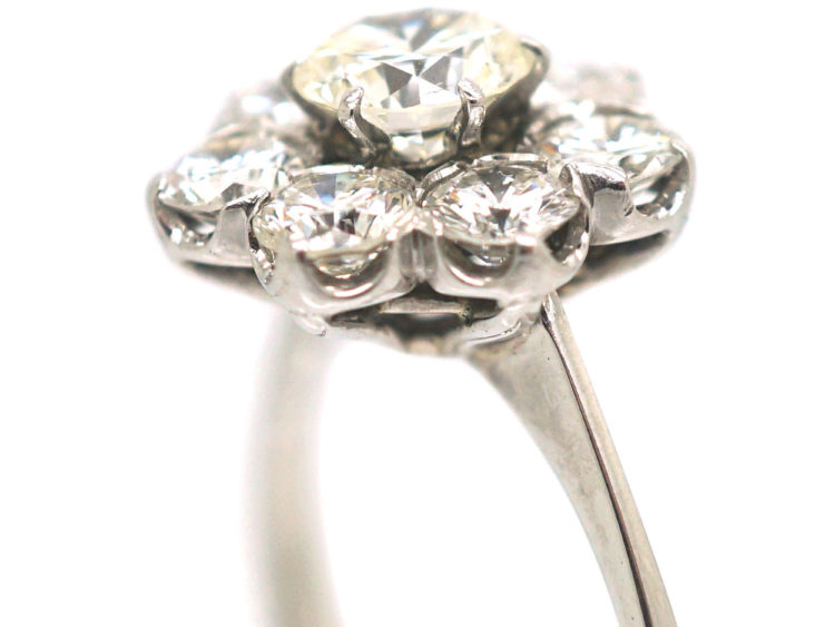 18ct White Gold Diamond Daisy Cluster Ring