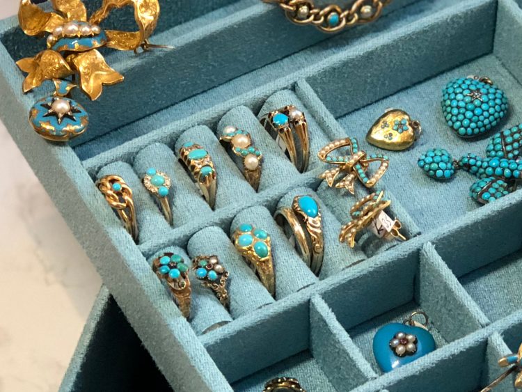 Turquoise Engagement Rings: A Bold New Trend