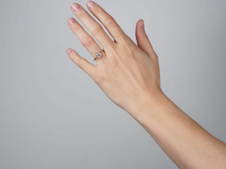 18ct Gold One Carat Diamond Solitaire Ring