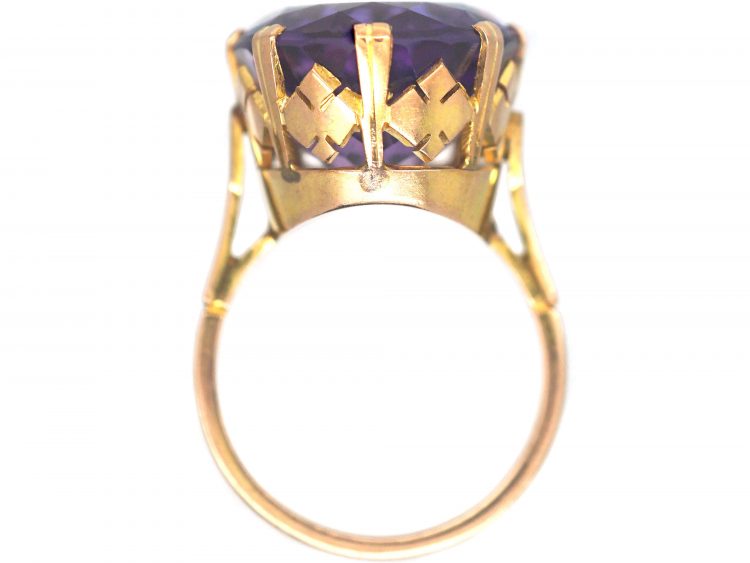 Retro 9ct Gold & Large Amethyst Ring with Ornate Gallery