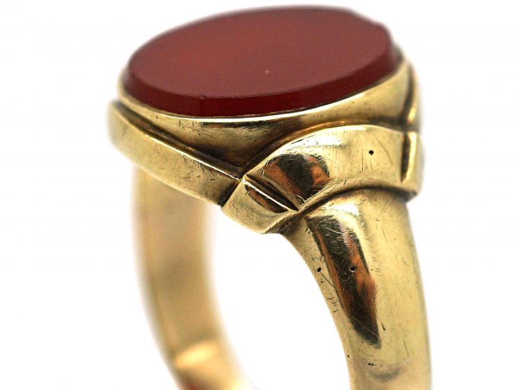 Victorian 9ct Gold & Carnelian Signet Ring