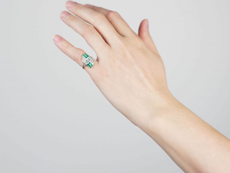 Art Deco 18ct Gold & Platinum, Emerald & Diamond Geometric Design Ring