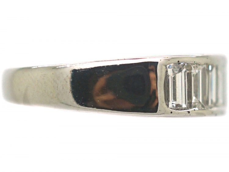 Art Deco 18ct White Gold & Baguette Diamond Ring