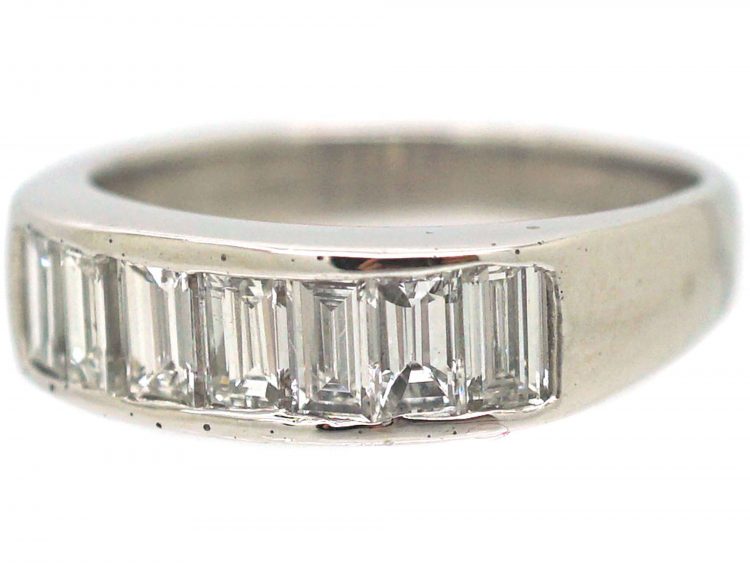 Art Deco 18ct White Gold & Baguette Diamond Ring