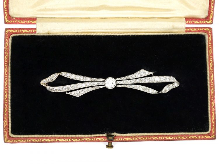 Art Deco 18ct White Gold & Platinum, Diamond Bow Brooch in Original Case