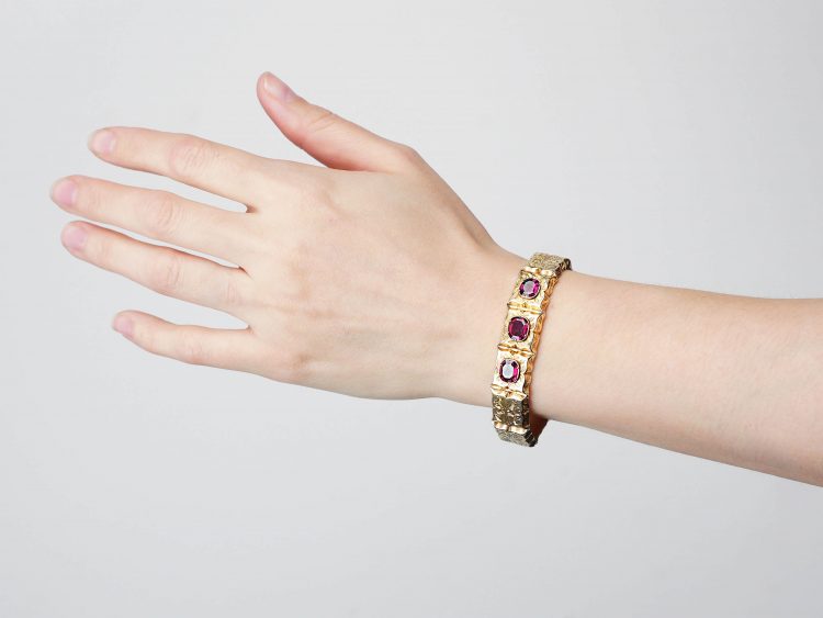 Victorian 15ct Gold Engraved Bracelet set with Three Almandine Garnets with Glazed Locket on the Reverse