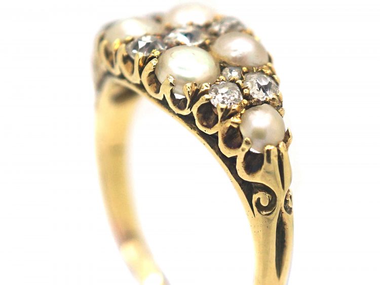 Victorian 18ct Gold Boat Shaped Ring set with Diamonds & Natural Split Pearls