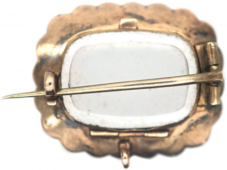 Georgian 9ct Gold & Flat Cut Garnet Brooch with Hinged Compartment