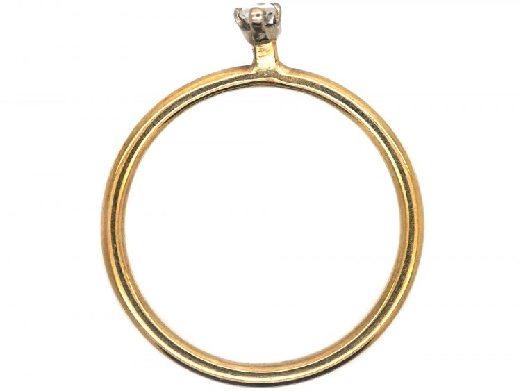 18ct Gold Ring set with a Baguette Diamond