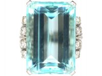 18ct White Gold Ring set with a Large Aquamarine & Diamonds