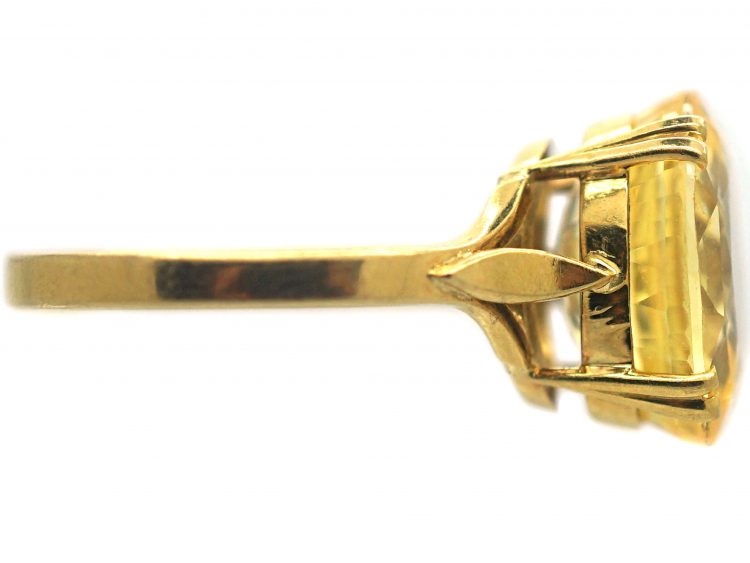 18ct Gold Natural Yellow Sapphire Ring that Weighs Nine Carats