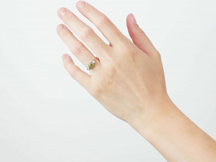 Edwardian 18ct Gold, Peridot & Diamond Three Stone Ring