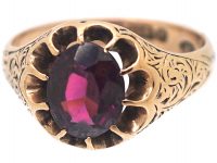 Victorian 9ct Gold Ring set with an Almandine Garnet