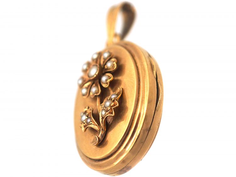 French 19th Century 18ct Gold Oval Locket with Natural Split Pearl Flower Motif