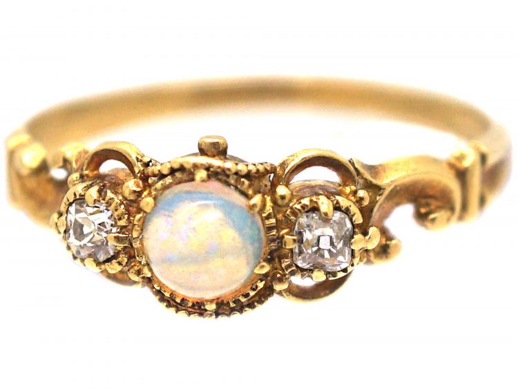 Regency 15ct Gold, Opal & Diamond Ring