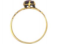 Regency 18ct Gold Fede Ring set with a Garnet with a Hand on Either Side