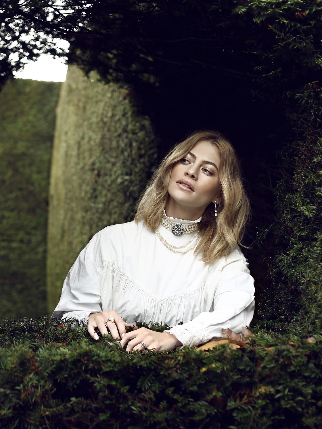 Zara Prassinot wearing antique and vintage jewellery