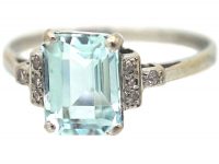 18ct White Gold Rectangular Aquamarine & Diamond Ring
